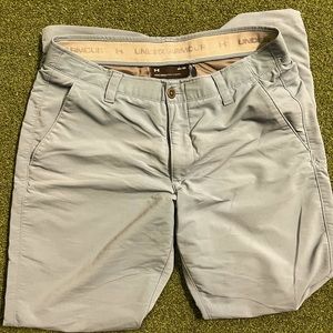 UNDER ARMOUR golf pants great condition!!